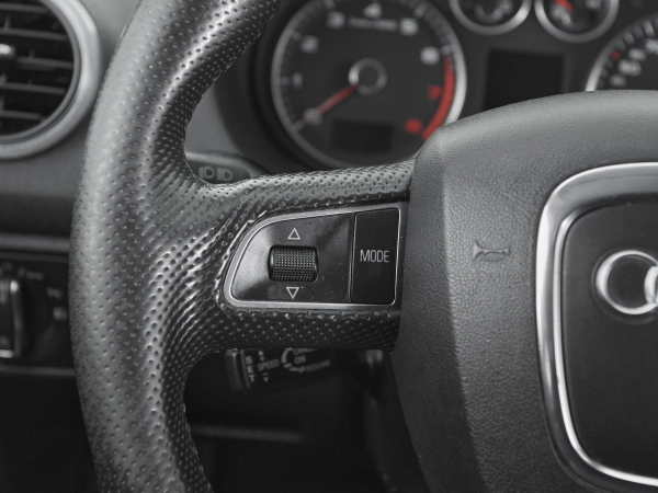 Audi A3, II (8P) Рестайлинг 2 фото №11