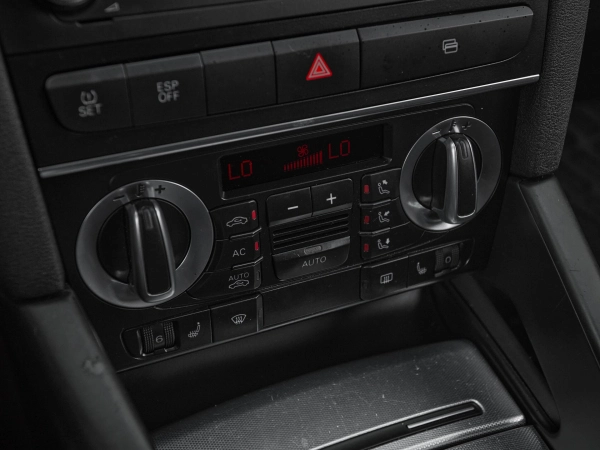 Audi A3, II (8P) Рестайлинг 2 фото №16