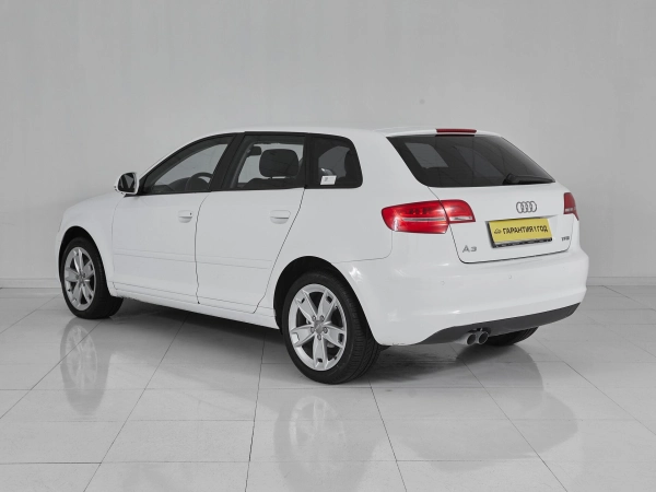 Audi A3, II (8P) Рестайлинг 2 фото №4