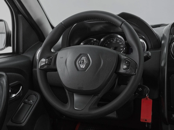 Renault Duster, I Рестайлинг фото №10