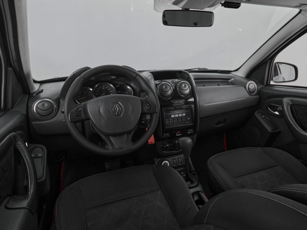 Renault Duster, I Рестайлинг фото №7