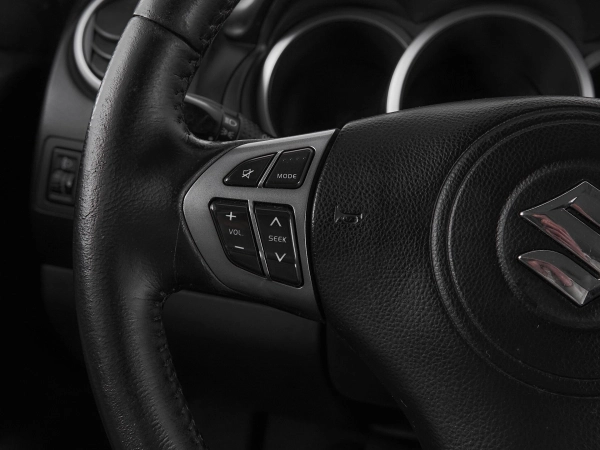 Suzuki Grand Vitara, II Рестайлинг 2 фото №10