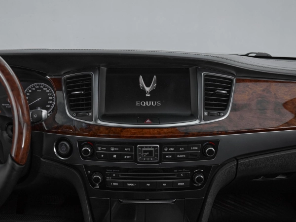 Hyundai Equus, II Рестайлинг фото №21