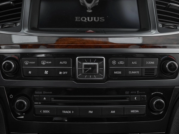 Hyundai Equus, II Рестайлинг фото №23