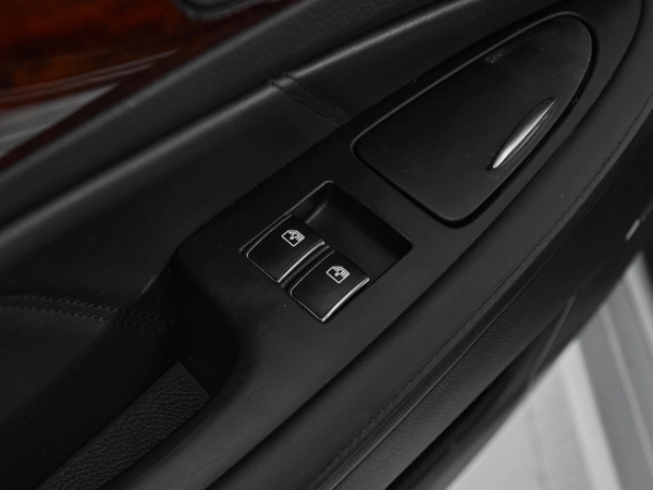 Hyundai Equus, II Рестайлинг фото №29