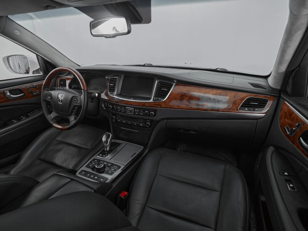Hyundai Equus, II Рестайлинг фото №8