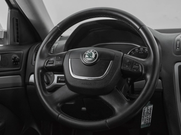 Skoda Octavia, II (A5) Рестайлинг фото №10