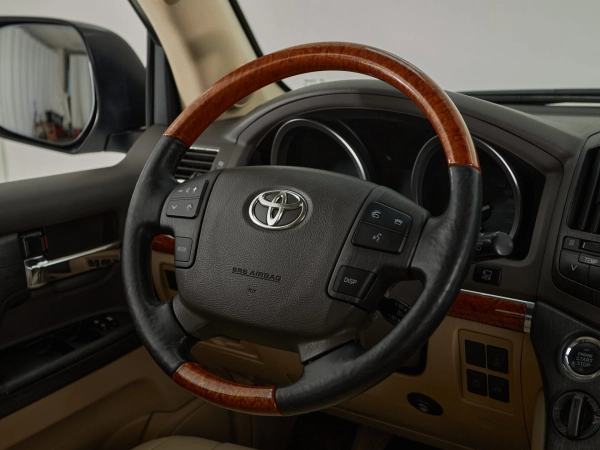Toyota Land Cruiser, 200 Series Рестайлинг 1 фото №12