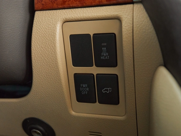 Toyota Land Cruiser, 200 Series Рестайлинг 1 фото №20