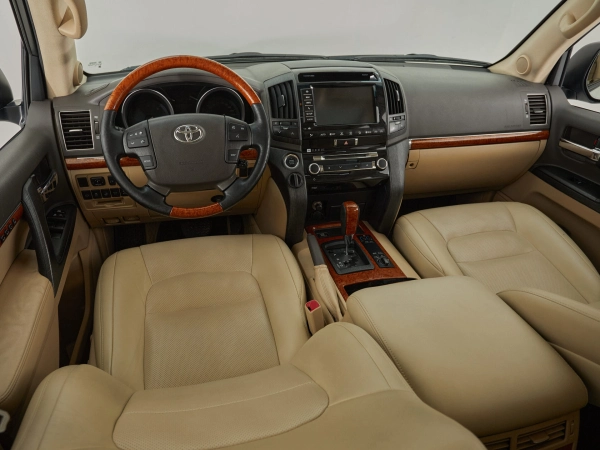 Toyota Land Cruiser, 200 Series Рестайлинг 1 фото №9