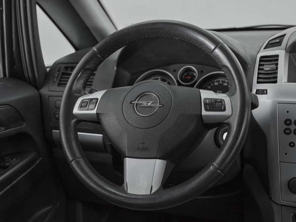 Opel Zafira, B Рестайлинг фото №10