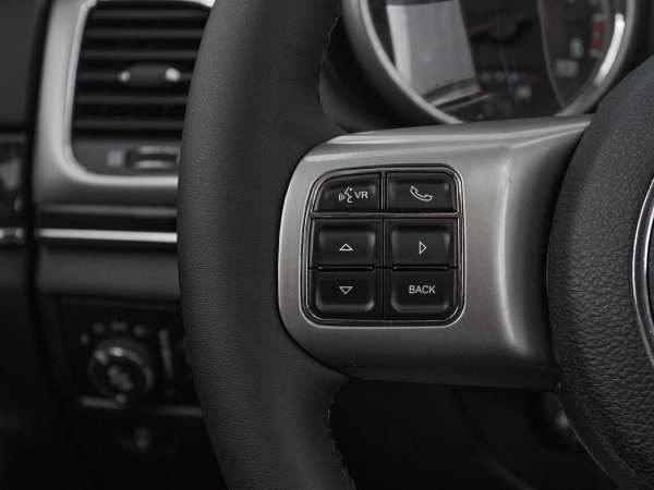 Jeep Grand Cherokee, IV (WK2) фото №12