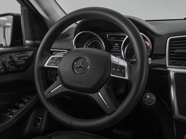 Mercedes-Benz M-Класс, III (W166) фото №10