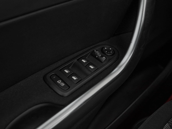 Peugeot 308, I Рестайлинг фото №13