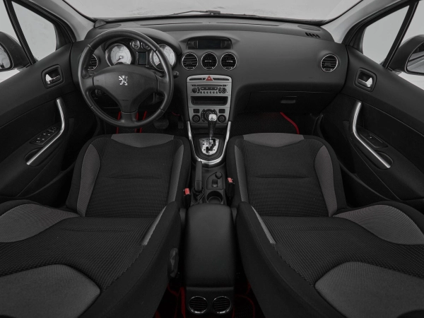 Peugeot 308, I Рестайлинг фото №9