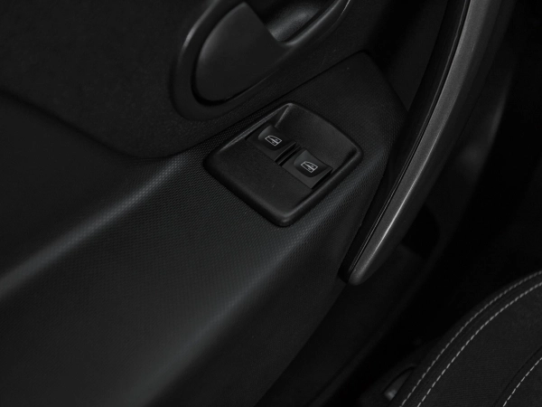 Renault Logan, II Рестайлинг фото №12