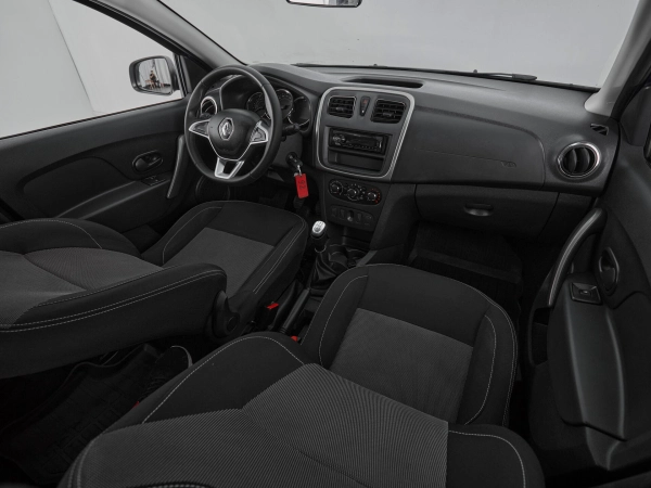 Renault Logan, II Рестайлинг фото №9
