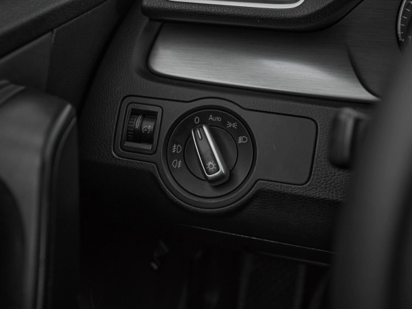 Volkswagen Passat, B7 фото №13