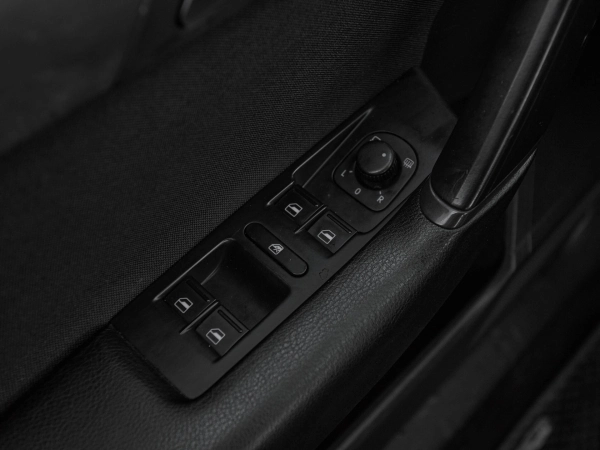 Volkswagen Passat, B7 фото №14