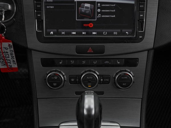 Volkswagen Passat, B7 фото №17