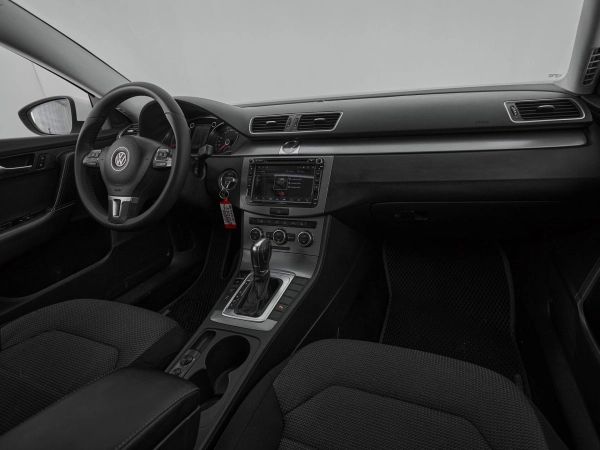 Volkswagen Passat, B7 фото №9
