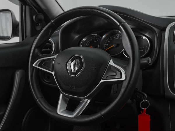 Renault Logan, II Рестайлинг фото №10