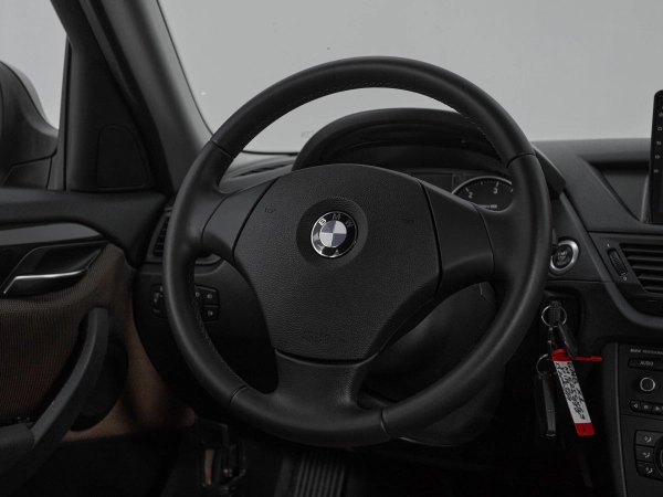 BMW X1, I (E84) фото №10