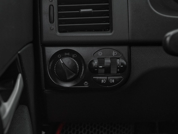 Lada (ВАЗ) Priora, I фото №11