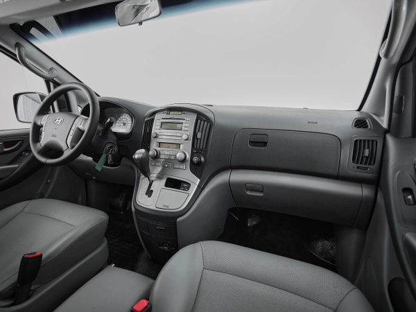Hyundai Grand Starex, I фото №10