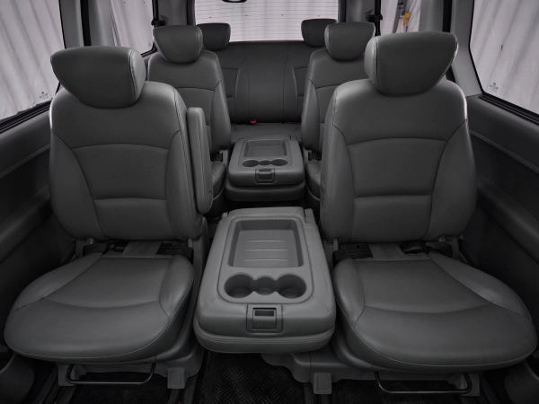 Hyundai Grand Starex, I фото №18