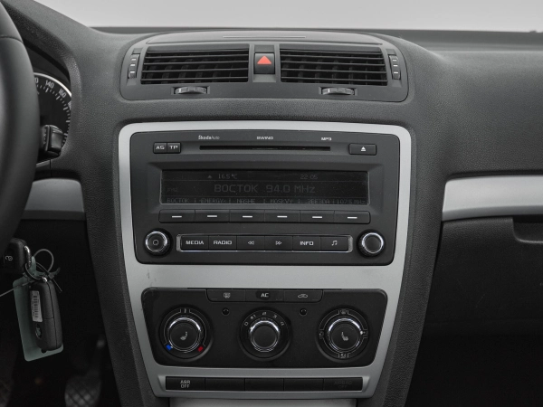 Skoda Octavia, II (A5) Рестайлинг фото №11