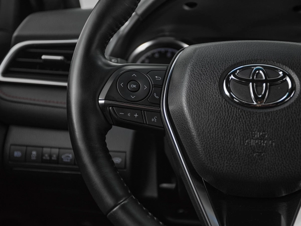 Toyota Camry, VIII (XV70) фото №11