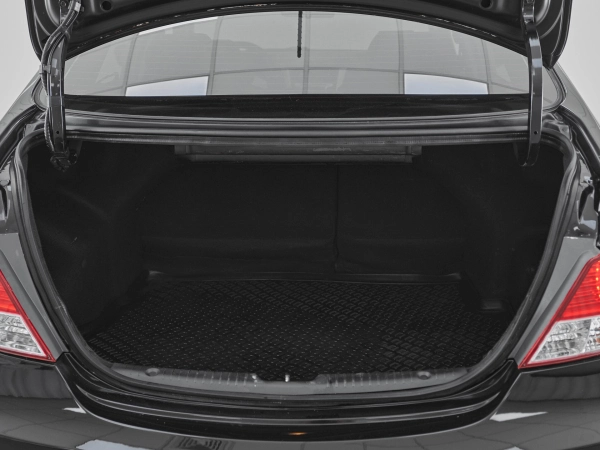 Hyundai Solaris, I фото №13