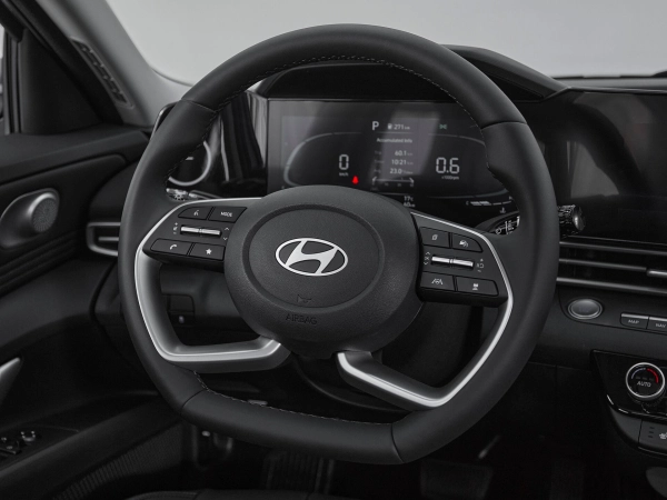 Hyundai Elantra, VII (CN7) Рестайлинг фото №11