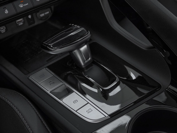 Hyundai Elantra, VII (CN7) Рестайлинг фото №19