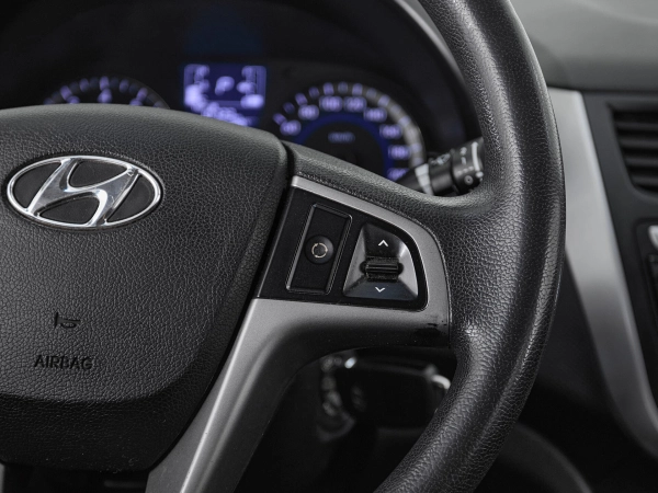 Hyundai Solaris, I Рестайлинг фото №12