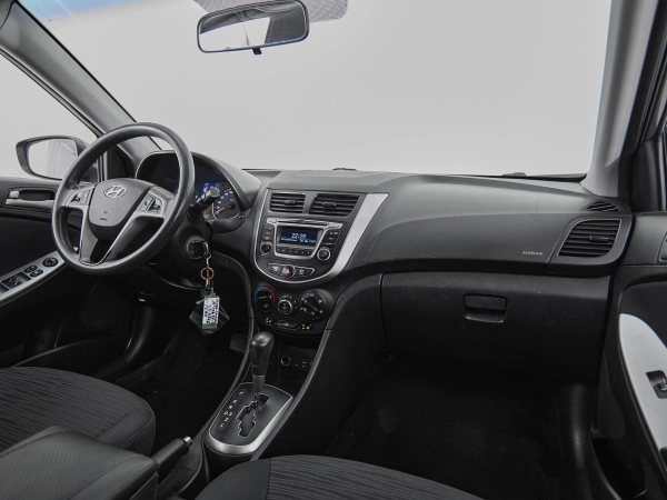 Hyundai Solaris, I Рестайлинг фото №9