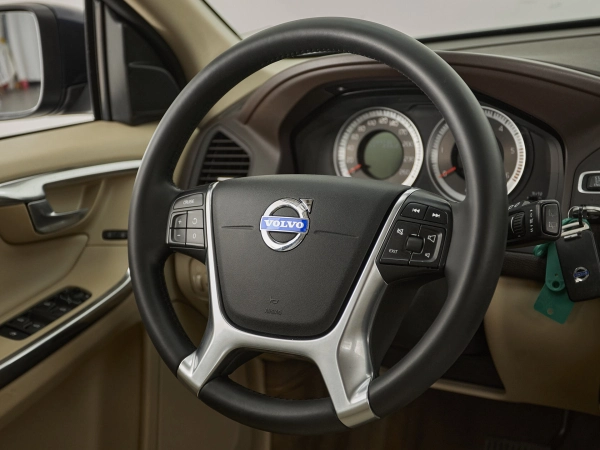 Volvo XC60, I фото №10