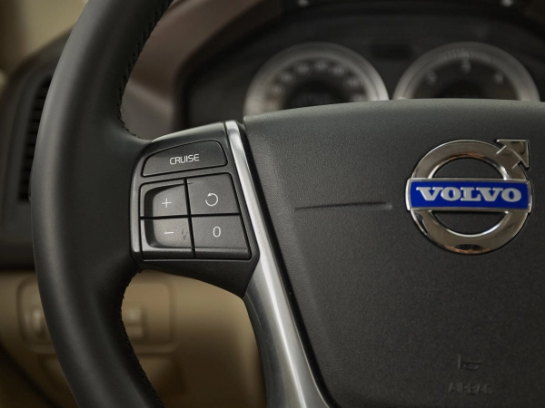 Volvo XC60, I фото №11