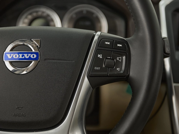 Volvo XC60, I фото №12