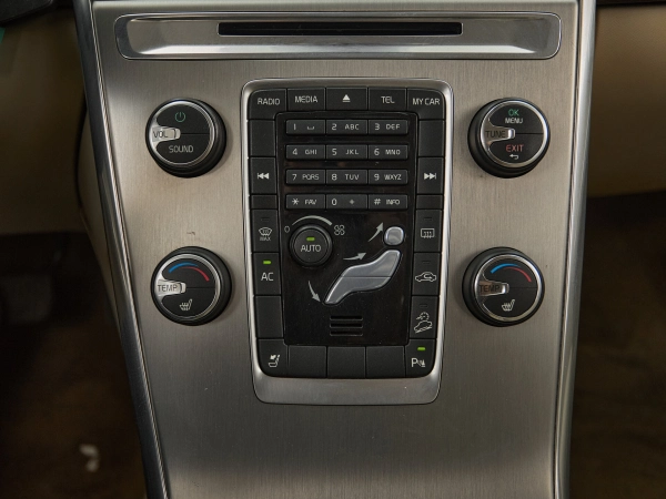 Volvo XC60, I фото №18