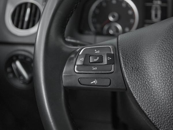 Volkswagen Tiguan, I Рестайлинг фото №11