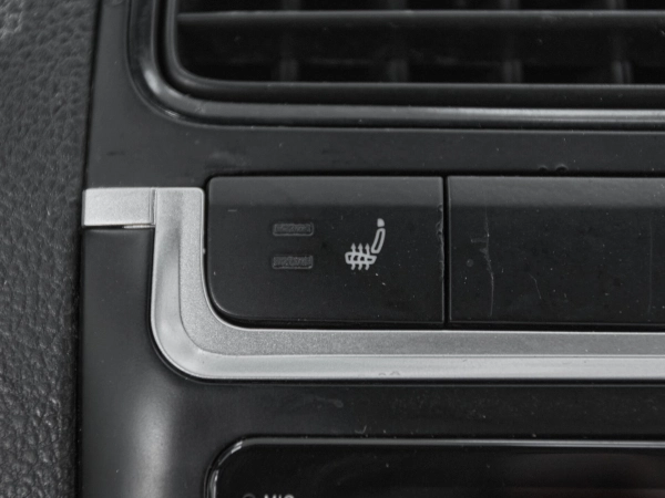 Volkswagen Polo, V фото №11