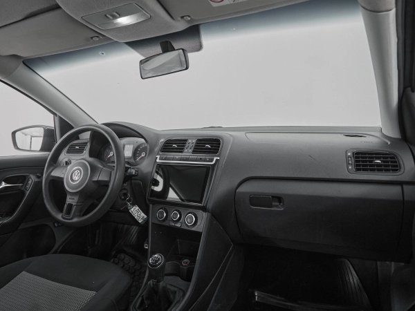 Volkswagen Polo, V фото №9