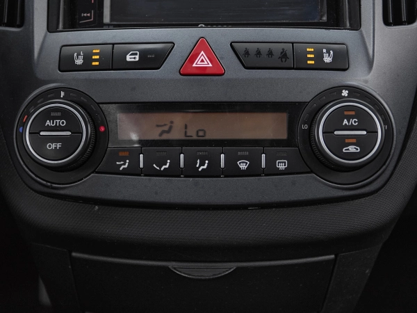 Kia Ceed, I фото №16