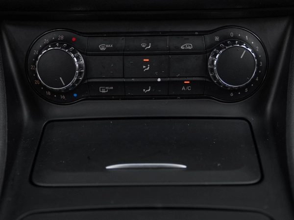 Mercedes-Benz CLA, I (C117, X117) фото №19