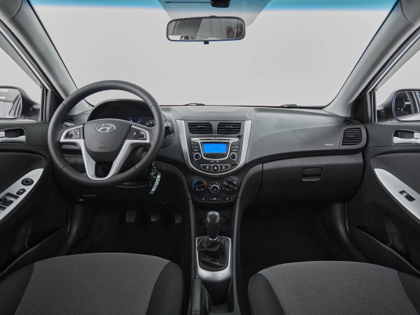 Hyundai Solaris, I фото №8