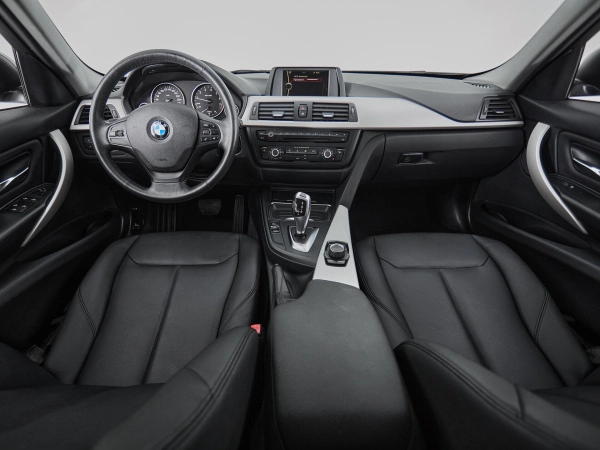 BMW 3 серии, VI (F3x) фото №8