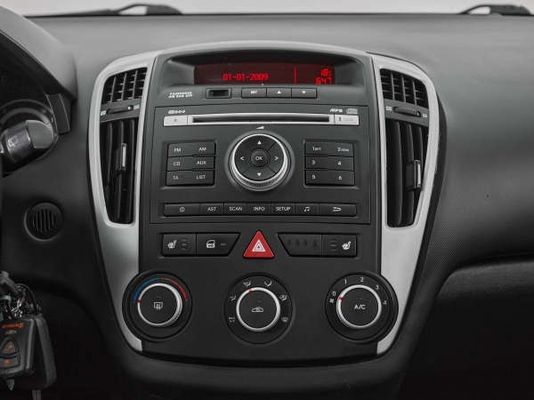 Kia Ceed, I Рестайлинг фото №14