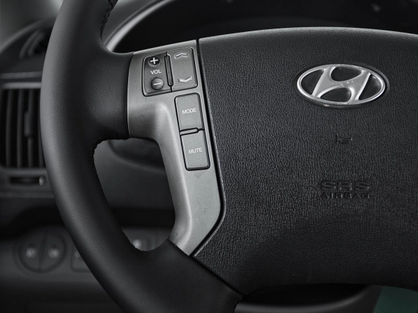 Hyundai H-1, II фото №11
